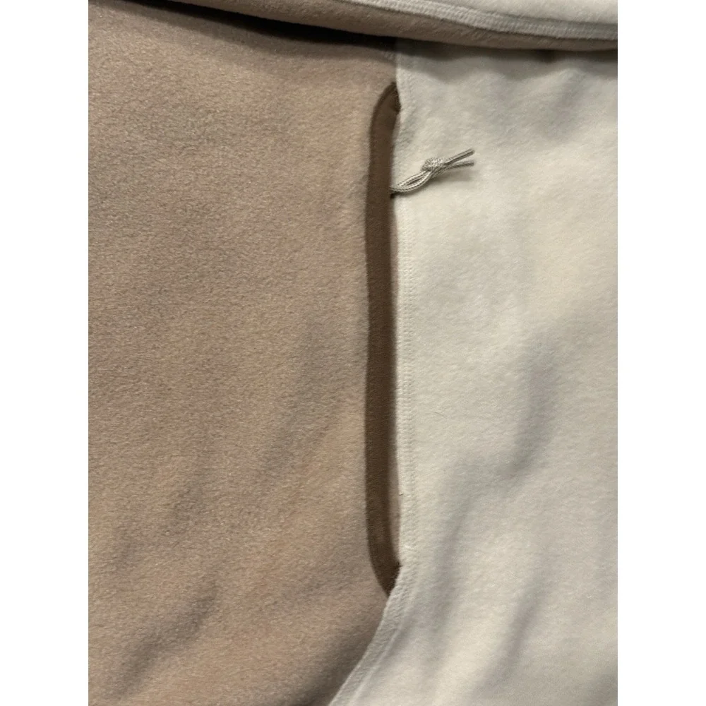 Nike ACG Wolf Tree Half Zip Fleece Top Parachute Beige HJ0237-297 Womens L